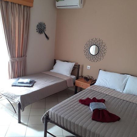 Chrysafis Apartments Nea Vrasna Ngoại thất bức ảnh