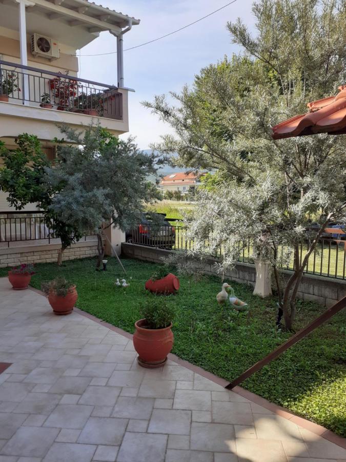 Chrysafis Apartments Nea Vrasna Ngoại thất bức ảnh