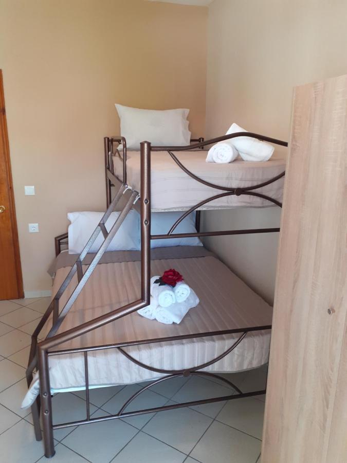 Chrysafis Apartments Nea Vrasna Ngoại thất bức ảnh