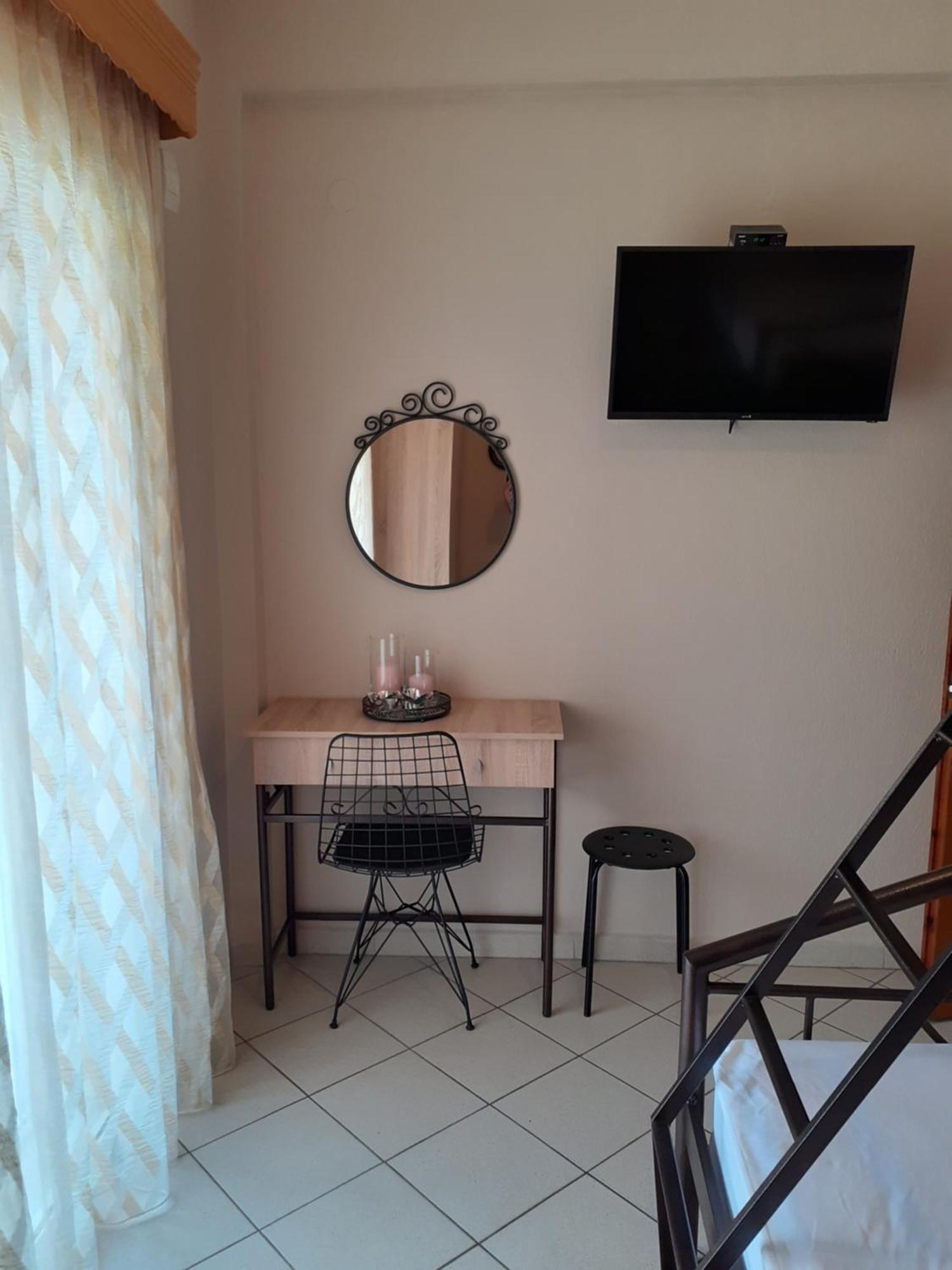 Chrysafis Apartments Nea Vrasna Ngoại thất bức ảnh